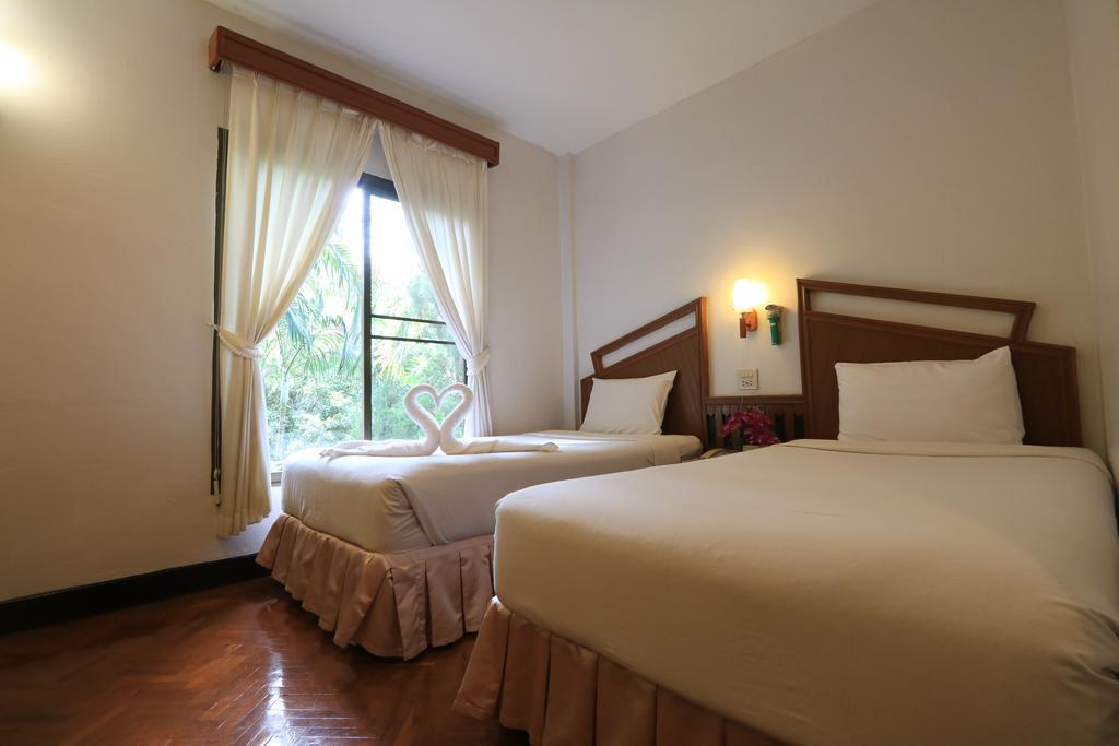 Baiyoke Chalet Hotel Mae Hong Son Exterior foto