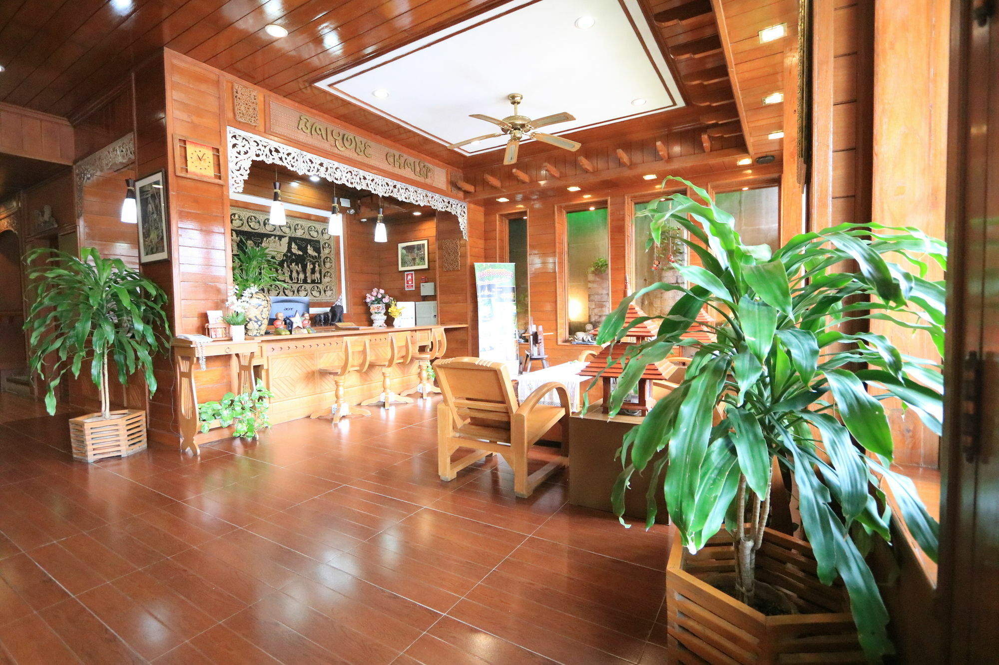 Baiyoke Chalet Hotel Mae Hong Son Exterior foto